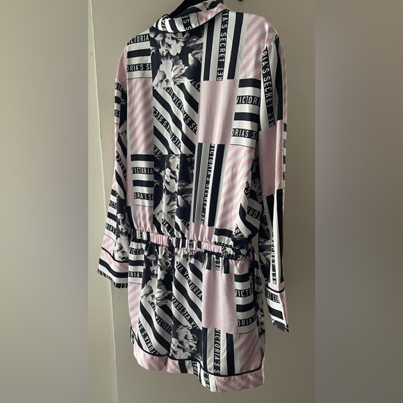 Victoria’s Secret Silky Pj Romper Size Large - Picture 3 of 15